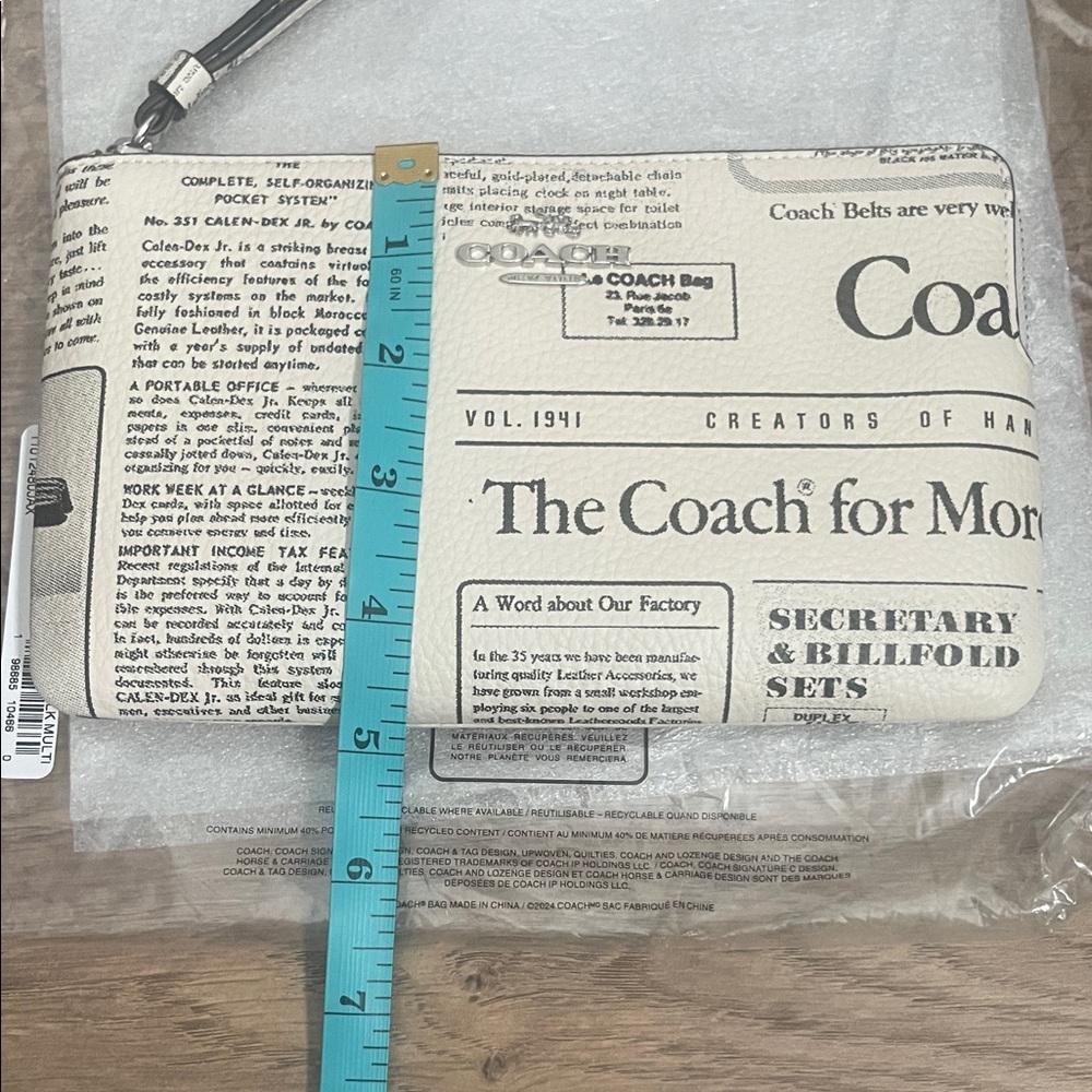 RESERVED🛍️Coach Outlet Large Corner Zip Wristlet with Newspaper Print - Picture 10 of 12